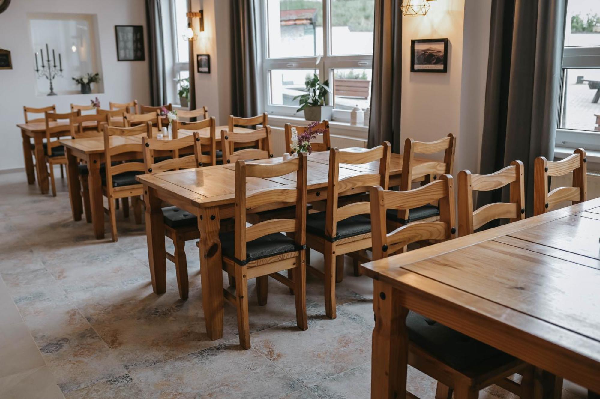Restaurace A Penzion U Svate Barbory Усти-над-Лабем Экстерьер фото